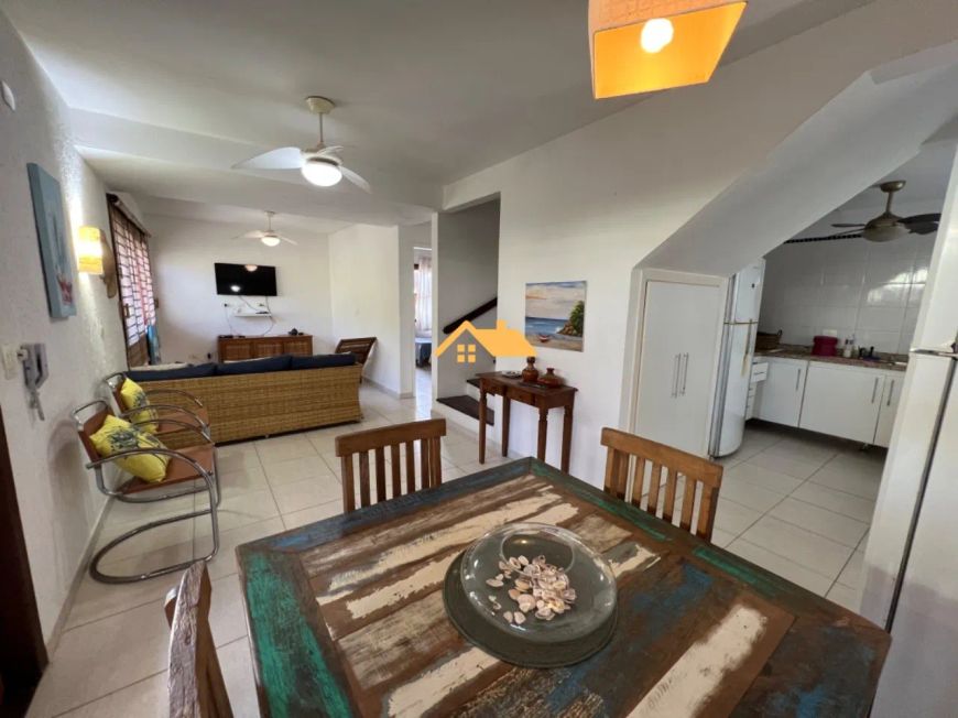 CASA EM CONDOMÍNIO NA PRAIA DE JUQUEHY