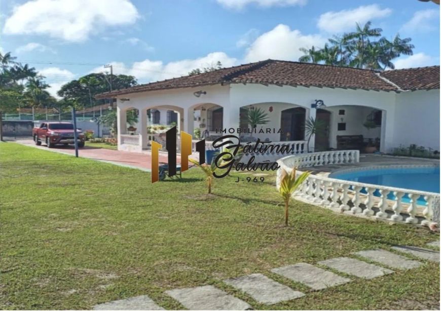 Vendo Belíssima Mansão em Mosqueiro (PORTEIRA FECHADA)