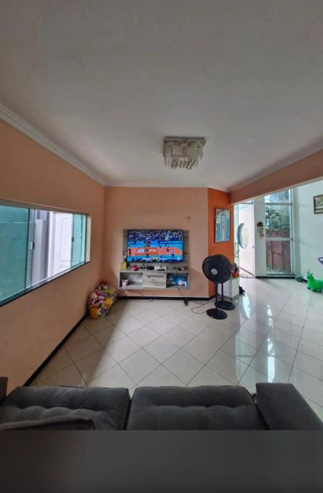 Casa no Lion Ville com 4 quartos sendo 1 suíte - Coqueiro, Belém - PA