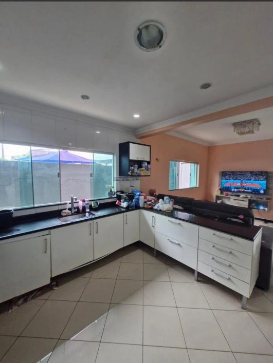 Casa no Lion Ville com 4 quartos sendo 1 suíte - Coqueiro, Belém - PA