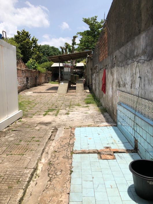 Terreno com ponto comercial