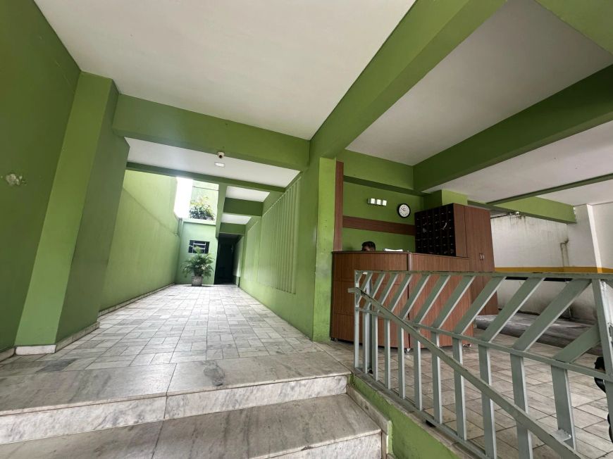 Apartamento a venda no Ed. Altair Klautau