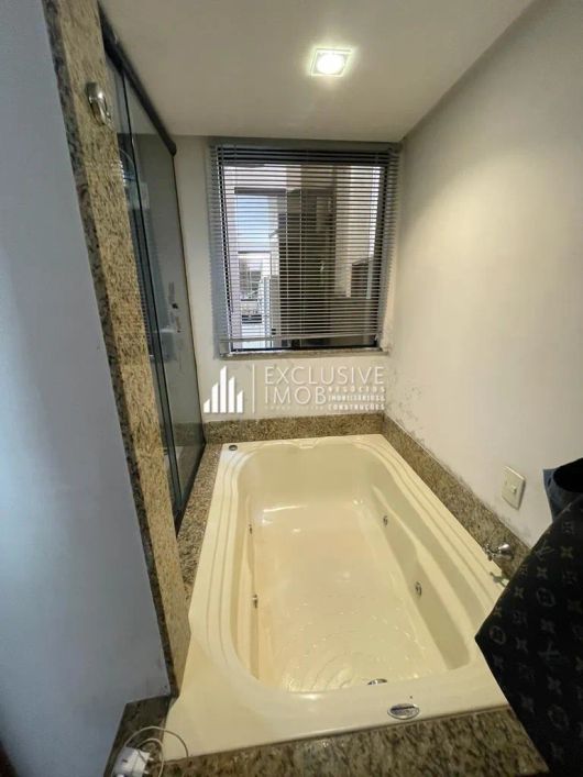 Imóvel para venda possui 200 metros quadrados com 3 quartos em Curió-Utinga - Belém - PA