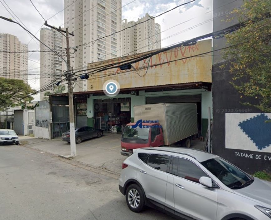 Galpão 570 m2 de área construída e 760 de área de terreno frente de 19,50 metros