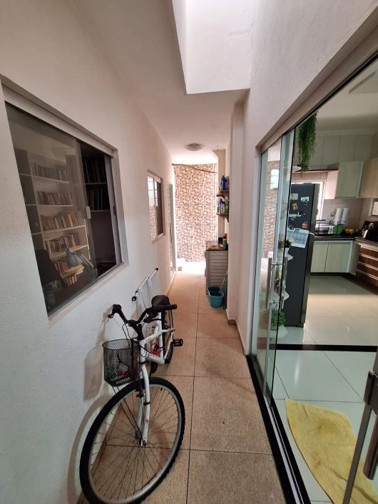 ALC VENDE LINDA CASA NO LION VILLE