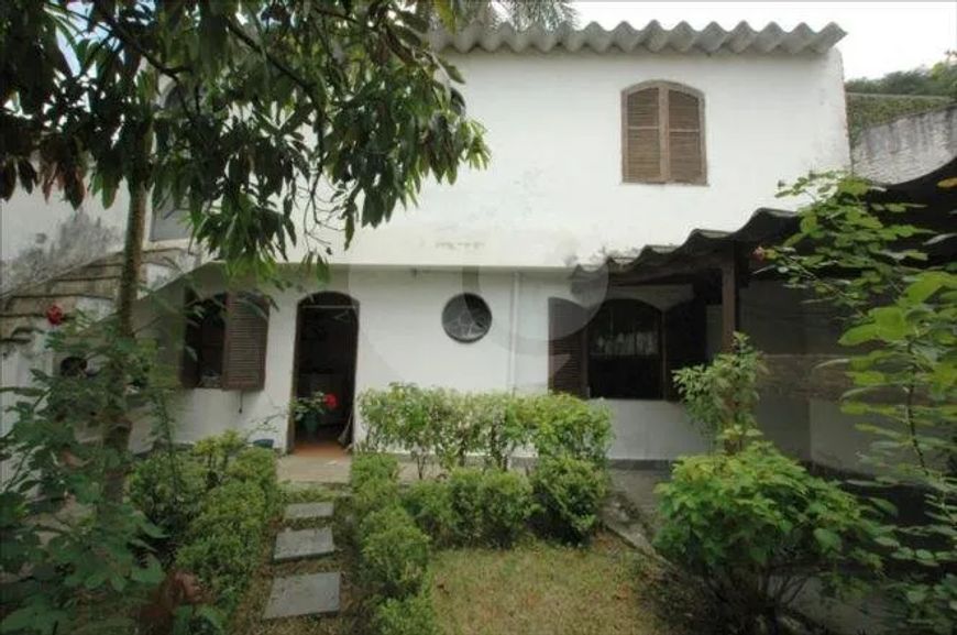 Casa com 4 quartos à venda em Vila Inah - SP