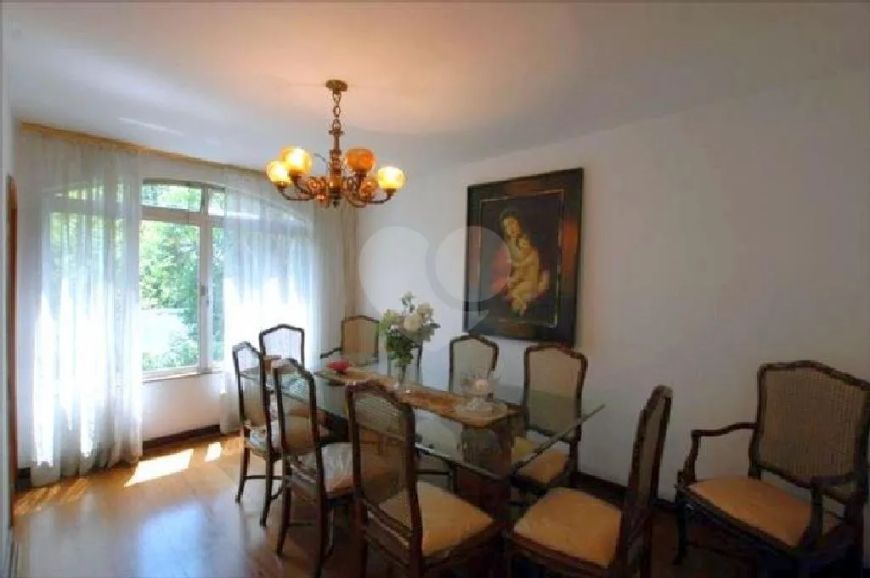 Casa com 4 quartos à venda em Vila Inah - SP