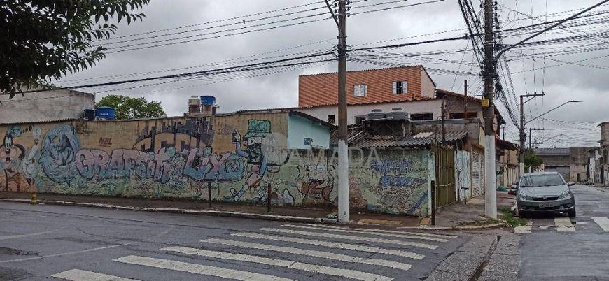 Terreno à venda com 4 casas, 184 m² por R$ 580.000 - Jardim Helena - São Paulo/SP