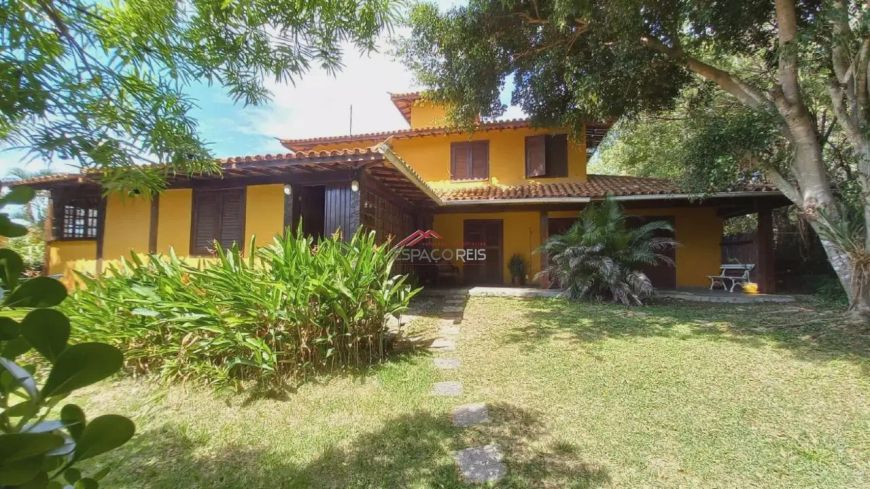 Imóvel para aluguel possui 100 metros quadrados com 3 quartos em Ferradura - Armação dos Búzios - RJ