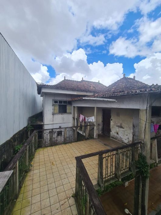 VENDO EXCELENTE IMÓVEL COMERCIAL NA RODOVIA ARTUR BERNARDES