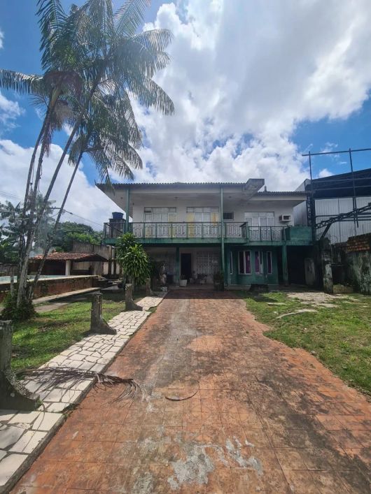VENDO EXCELENTE IMÓVEL COMERCIAL NA RODOVIA ARTUR BERNARDES