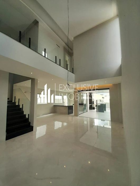 CASA NO JARDINS DO LAGO, 210 METROS, 3 SUÍTES E 4 BANHEIROS