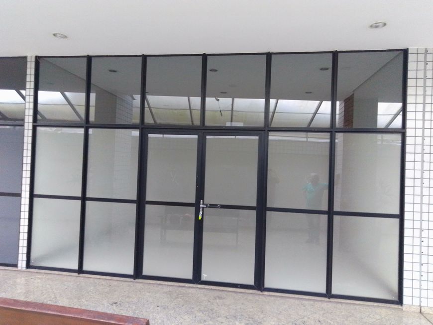 Salas Comerciais na Tv. Tres de Maio com Av. Nazaré, Alpha Center