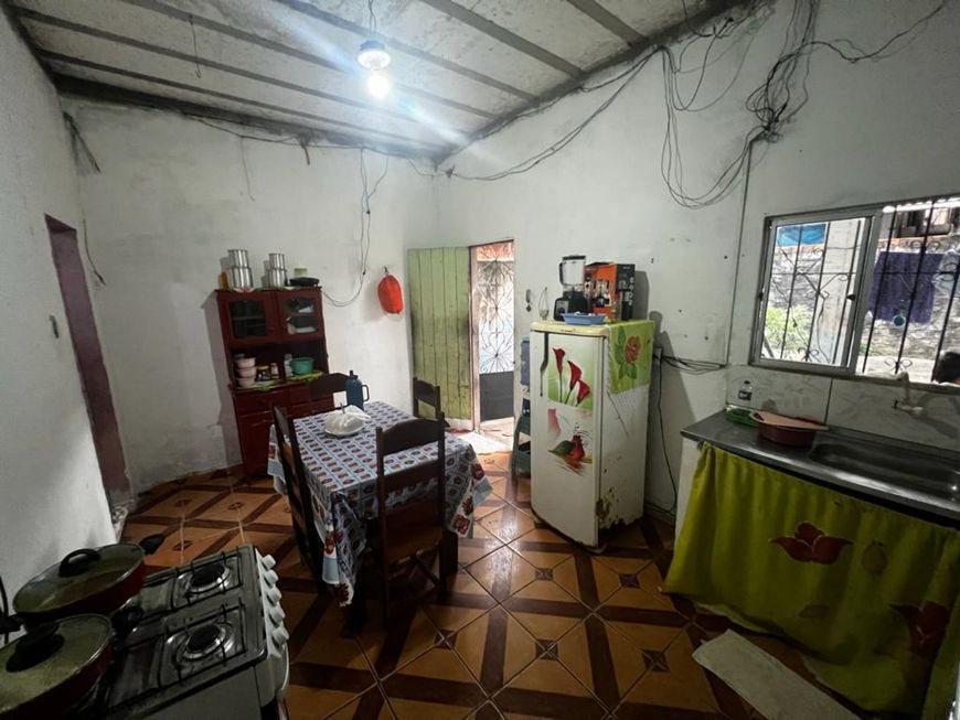 VENDO CASA COM KIT NETS NOS ALTOS NA CABANAGEM - Belém - Pará