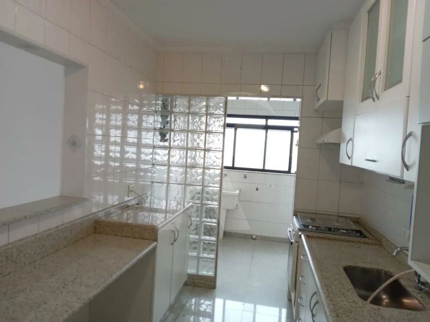 Apartamento de 3 quartos, 1 suíte, Sacada, 2 Vagas de Garagem a 300 metros do Metrô Parada Inglesa