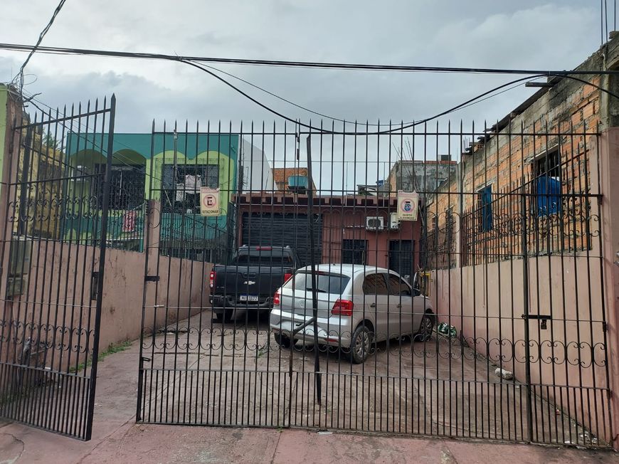 VENDO UM PRÉDIO COMERCIAL NA CONDOR