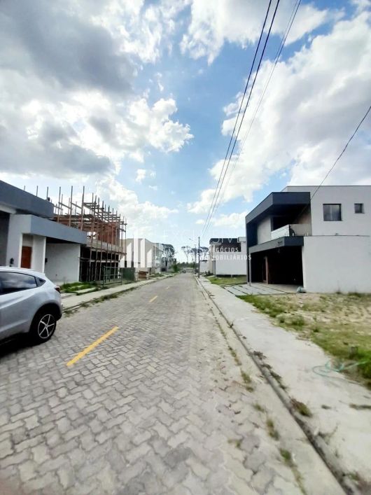 EXCELENTE CASA NO QUARTZO CONDOMÍNIO VERDE