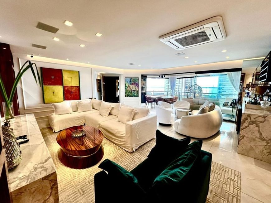 Belíssimo apart. totalmente Mobiliado no ed. Montebianco, com 203 Mt2, 3 suites, 3 vgs de gar