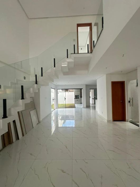 Bacelar imóveis vende casa duplex no Quartzo condomínio verde, 3 suítes, Mangueirão