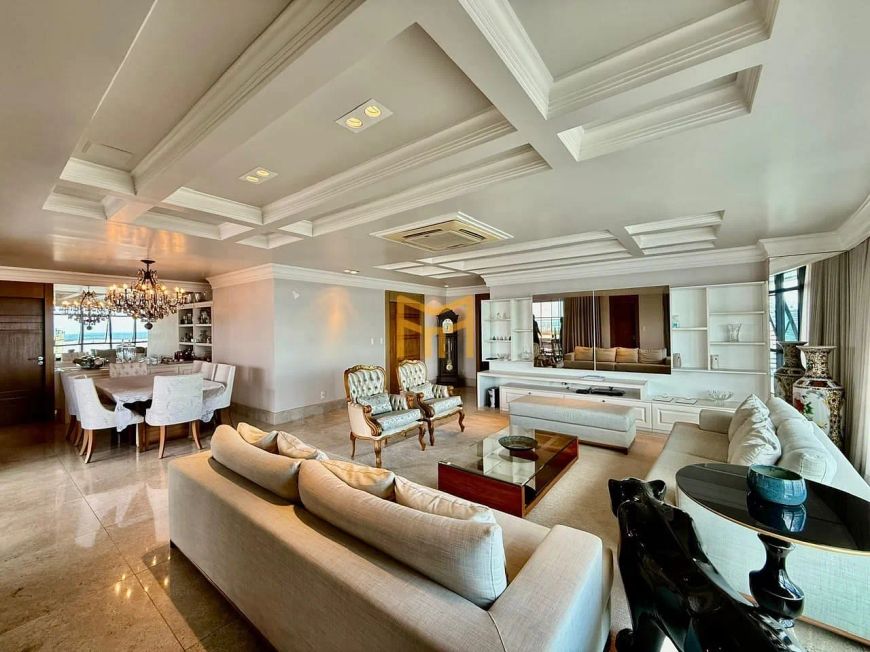 Cobertura no Umarizal - 445 m² - 4 suítes