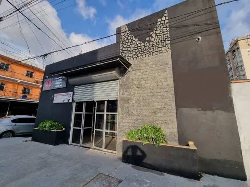 Imóvel comercial de esquina com 162m2 e 2 banheiros - COM0097GL