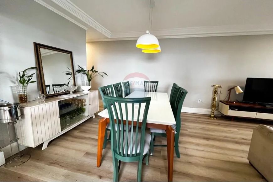 Apartamento para venda tem 230 metros quadrados com 4 quartos em Jurunas - Belém - PA