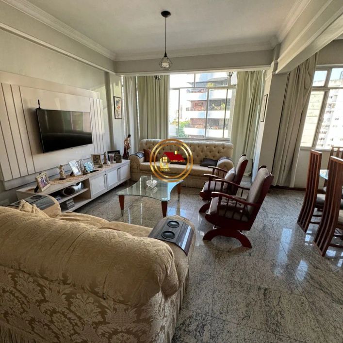 Apartamento para venda com ótima localização no Reduto