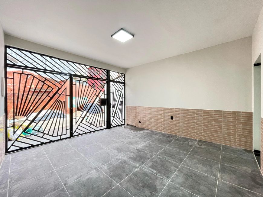 Casa de 2/4 Sendo 1 Suite em Alameda na Conselheiro C/ Quintino Venda