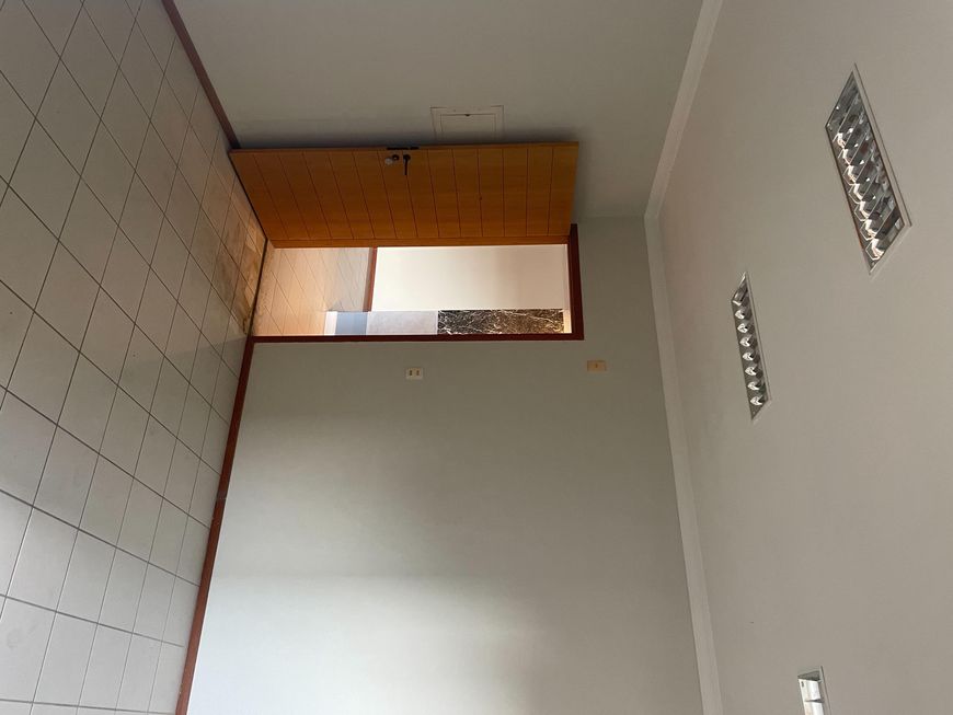 Vendo Sala com 33 Mt2 no ed. Síntese 21