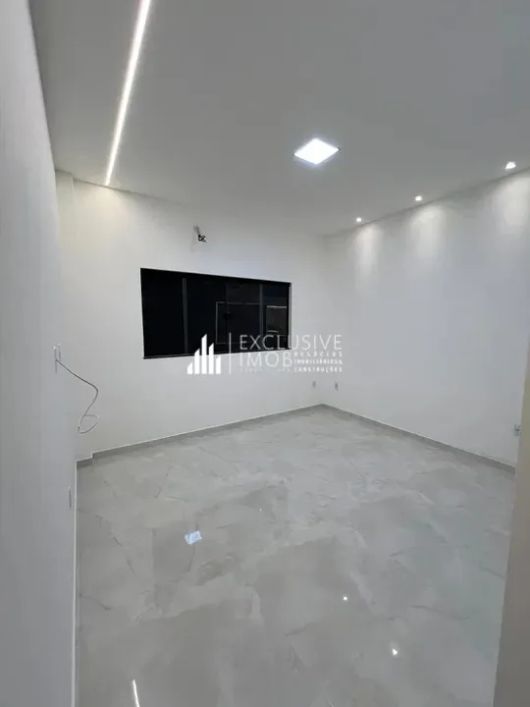 GRAN PARAISO, LINDA CASA DE 3 SUÍTES, 110 METROS QUADRADOS E 4 BANHEIROS