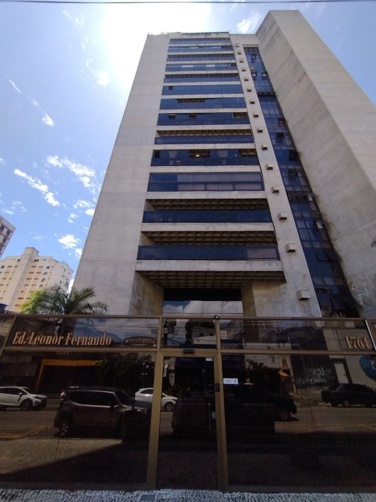 Lotus vende lindo apto na Batista Campos
