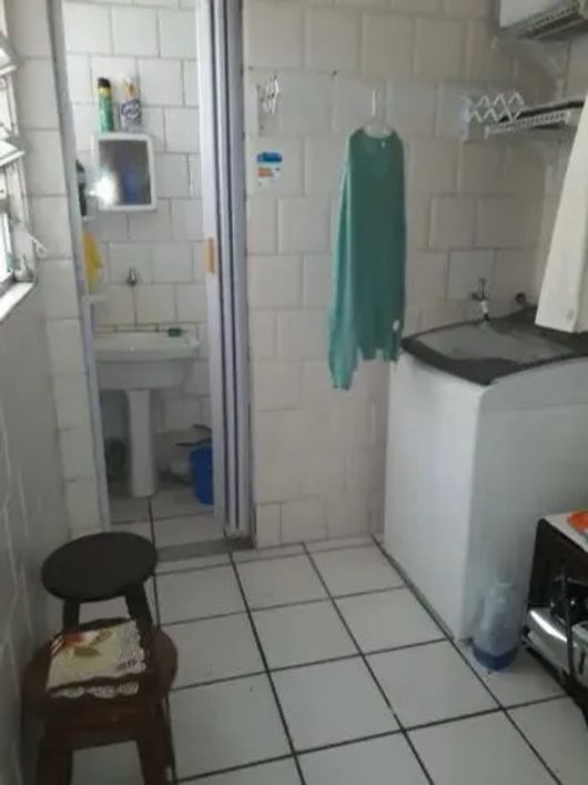 Vendo excelente apartamento no Celina Claudia