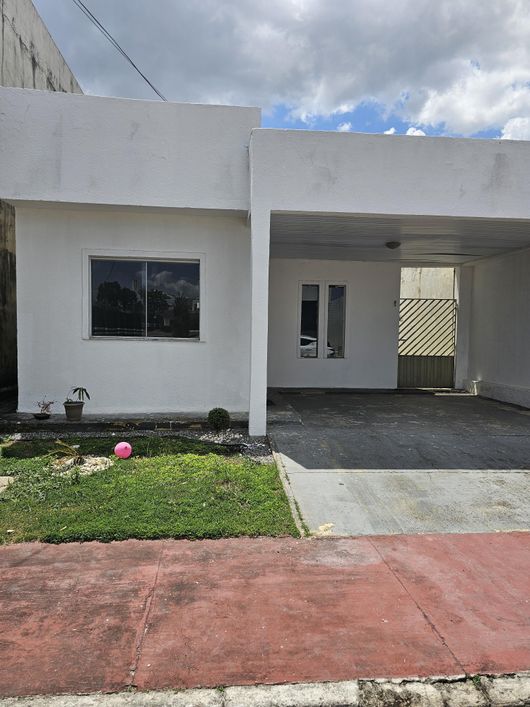 VENDO CASA NO CIDADE JARDIM II COM 3 QUARTOS COM PREÇO INCRIVEL