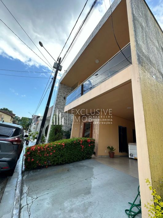 Imóvel para venda possui 221 metros quadrados com 4 quartos em Coqueiro - Belém - PA