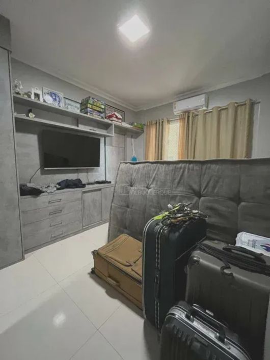VENDO NA BATISTA CAMPOS COM 3 SUITES + 3 VAGAS DE GARAGEM
