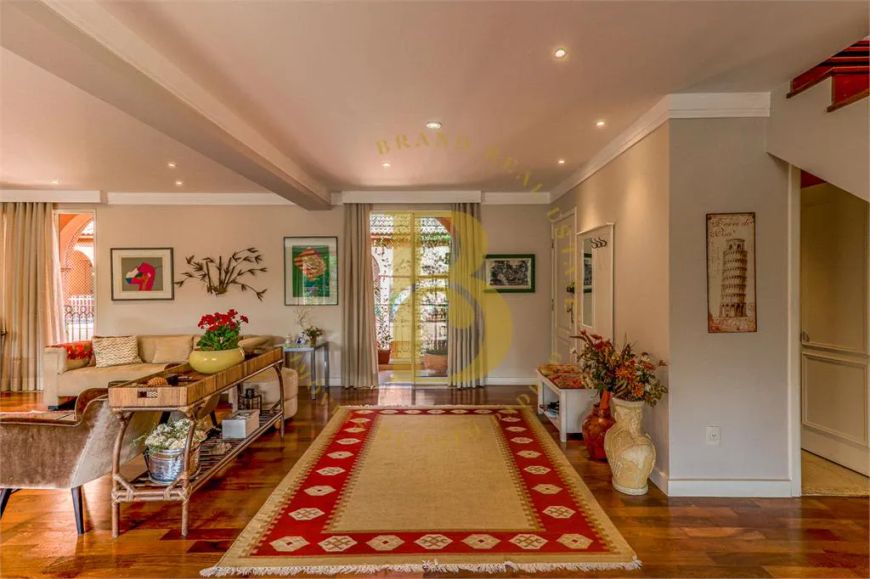 Cobertura com 478 m², 5 quartos sendo 5 suítes à venda no bairro Alto de Pinheiros.