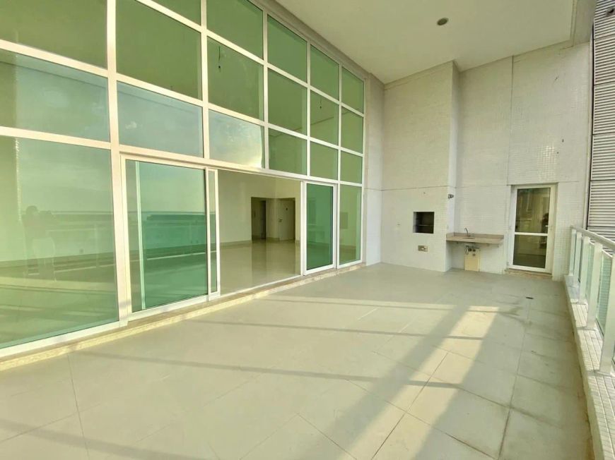 Belíssimo Apartamento no Ed. Mirage Bay