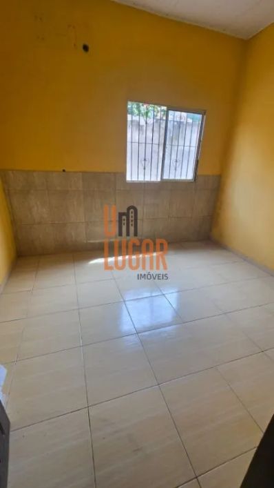 Casa ampla com 3 quartos para venda na Alameda Katrina, Coqueiro