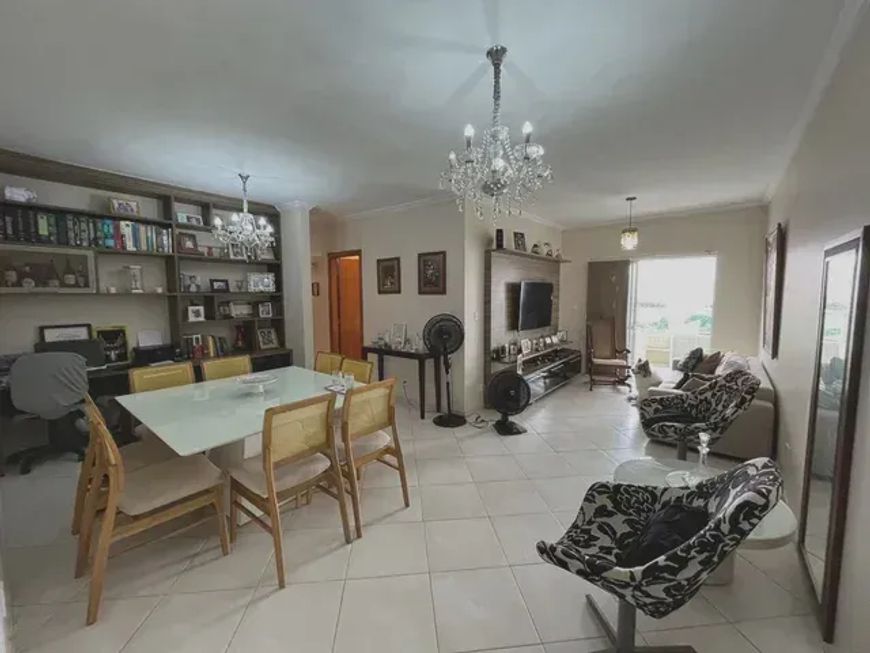 Petrópolis: Bonito Apto no Marco 109m² 3 Quartos (1 Suíte) 2 Vg (Financia)