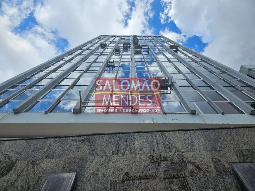 Sala com 04 ambientes em Nazaré com garagem privativa