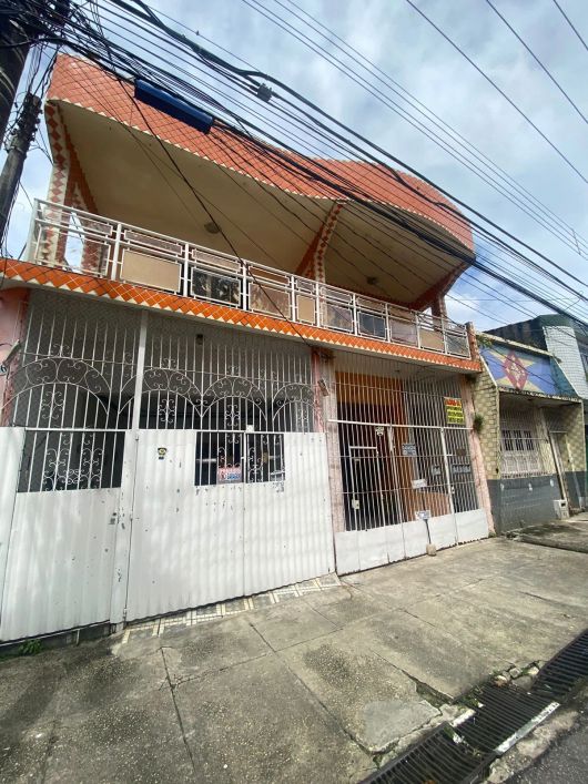 Kitnet/conjugado para venda com 100 metros quadrados com 2 quartos em Cidade Velha - Belém - PA