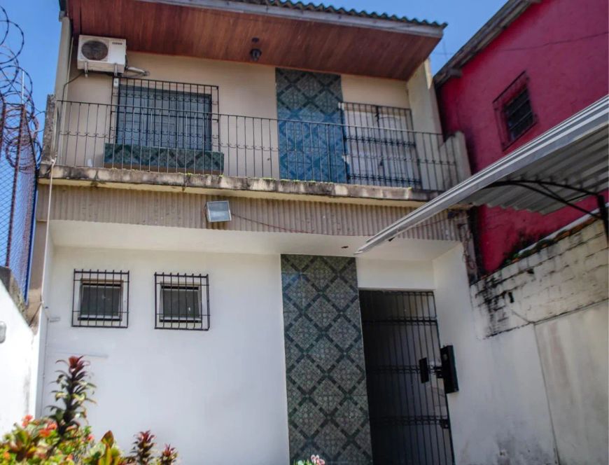Sobrado para Venda em Belém, Canudos, 1 dormitório, 3 banheiros, 1 vaga