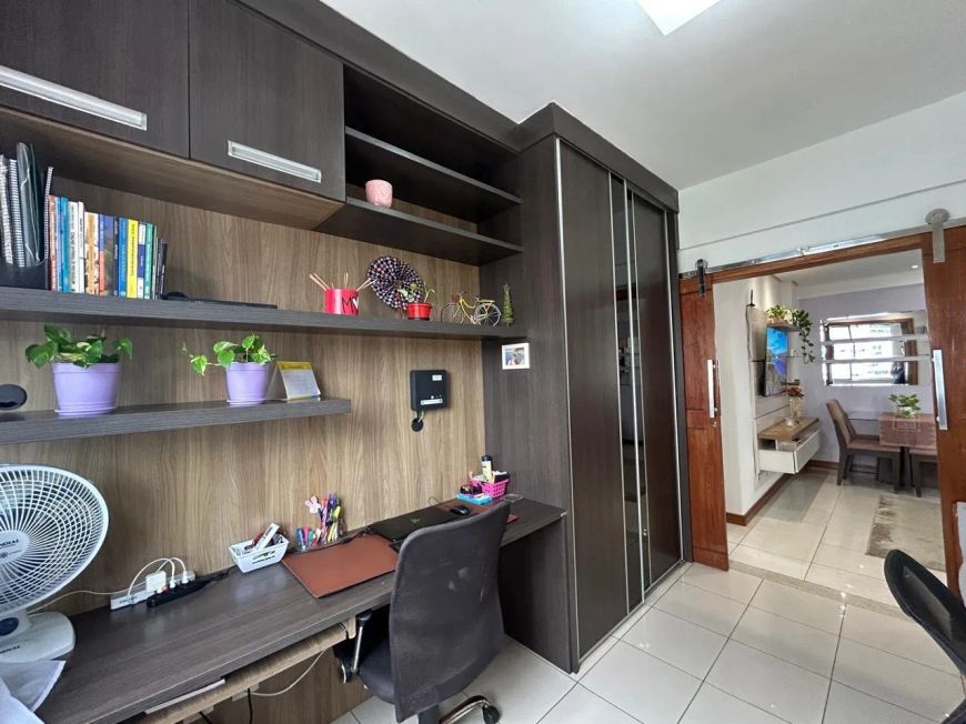 Apartamento Edificio Piatã - 3 Quartos sendo 1 Suite - Bairro do Marco