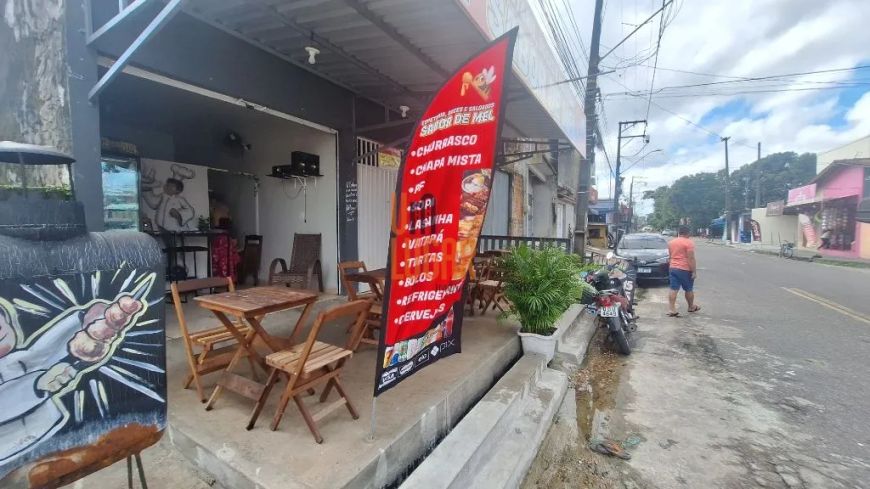 Casa residencial e comercial de 2 andares para venda na RuaBolonha, Tapanã