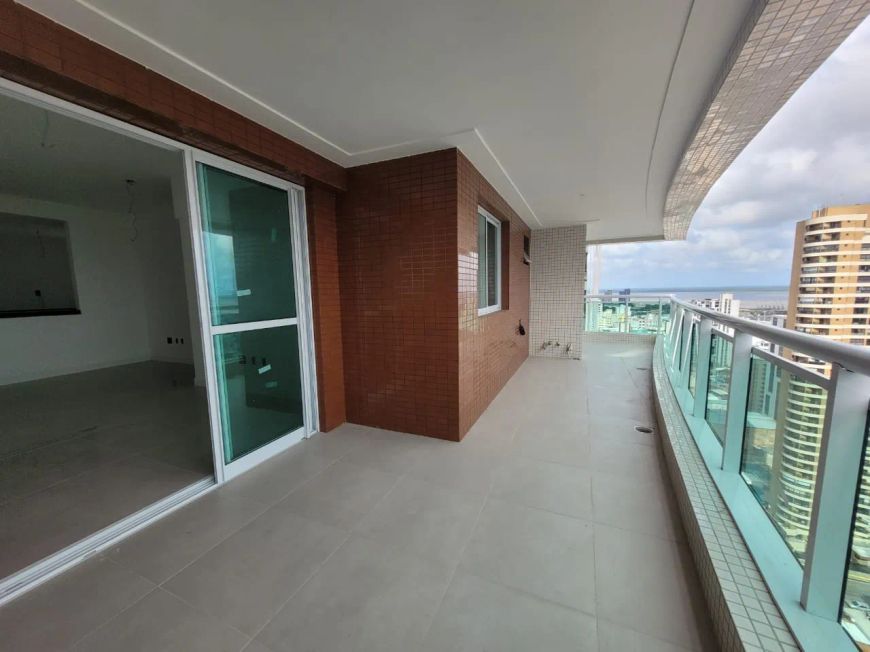 Apartamento para venda 114m². 3 quartos com 2 suítes. 2 vagas de garagem. Umarizal - Belém - PA