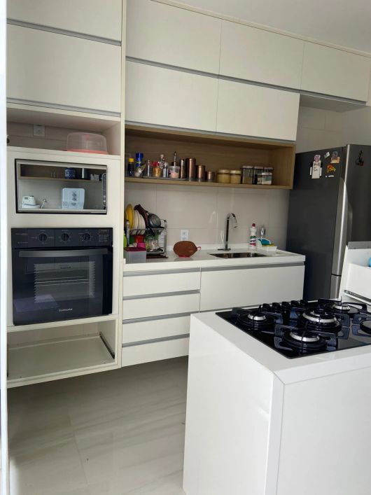 Eliane Franco Vende Casa Térrea no Jardins do Lago R$ 1.000.000,00.