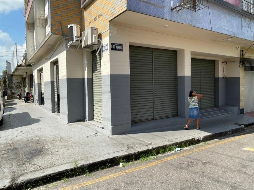 Ponto comercial O de almeida