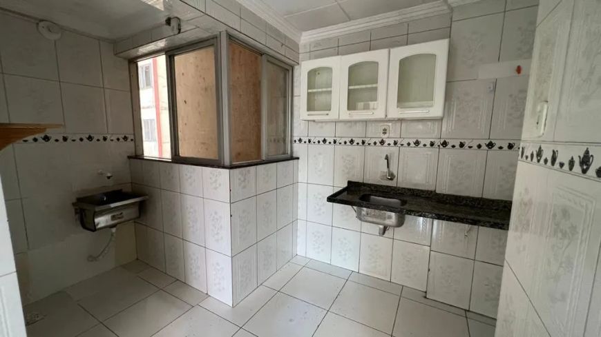 VENDO APARTAMENTO 2/4 NO EDIFÍCIO TEACHER ROUSE Marco - Belém - PA