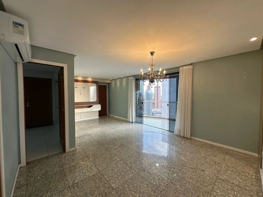 Apartamento 3/4 no Ed. Village Classic a venda