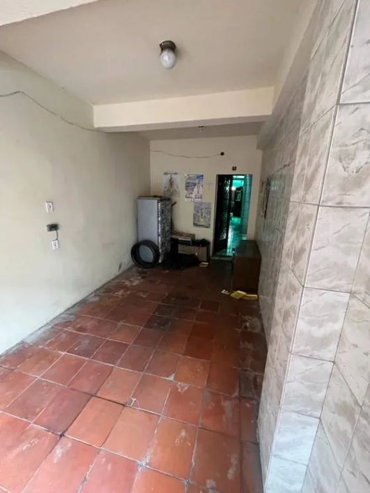 VENDO CASA NA TRAVESSA RUI BARBOSA